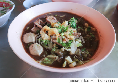 beef noodles or noodle, Chinese noodle 122855444