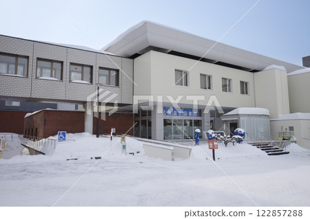 Exterior of Hokkaido Prefectural Library (Local Spots and Nearby Facilities Series) Exterior of Hokkaido Prefectural Library (Local Spots and Nearby Facilities Series) 122857288