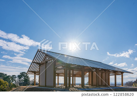 特別史蹟多賀城跡 城前官廳舍結構復原 紀念多賀城創立1300週年（令和6年） 122858620