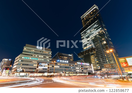 JR天王寺站＆阿倍野Harukas全景夜景[同一角度4/4] 122858677