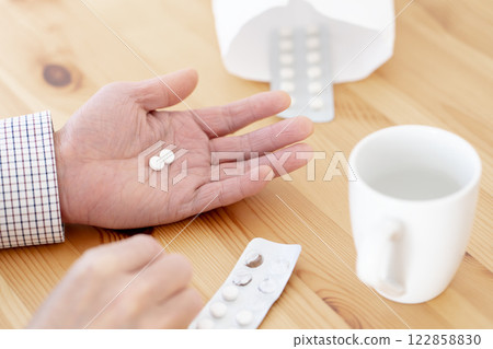 The action of taking medicine, Taking medicine, Taking medicine 122858830