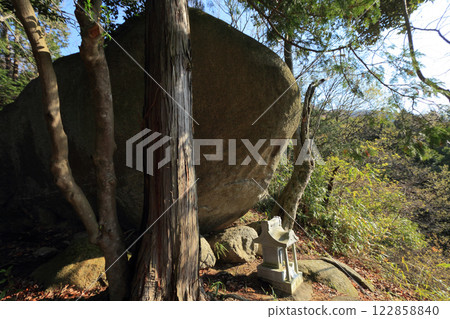 Daarabo肩石 122858840