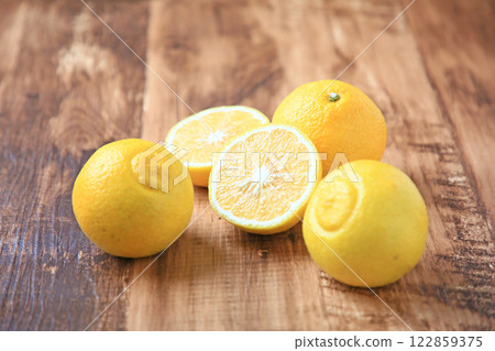 Seasonal mandarin oranges (Haruka) 122859375