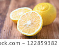 Seasonal mandarin oranges (Haruka) 122859382
