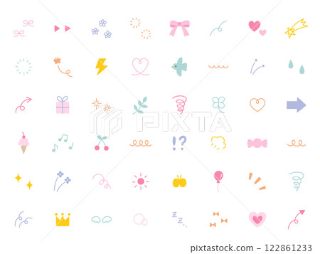 一組簡單的手繪圖圖示向量插圖。裝飾物,心形,簡單,星星,花朵,蝴蝶 一組簡單的手繪圖圖示向量插圖。裝飾物,心形,簡單,星星,花朵,蝴蝶 122861233
