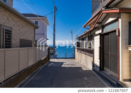 <神奈川縣>通往大海的小巷－森戶海灘 122867807