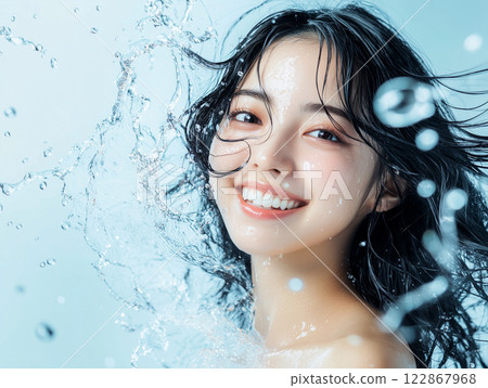 Image of a woman with bubbles 122867968