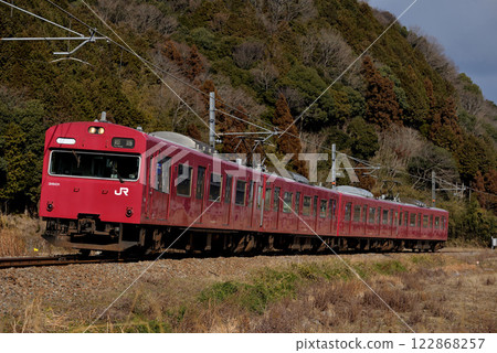 運行於播但線上的四列103系列3500系列本地列車 122868257