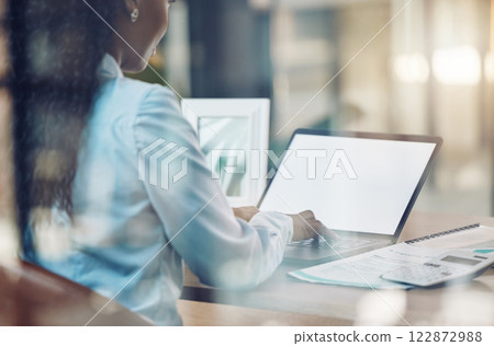Editor with mockup laptop screen typing report in office at night with the online research result. Business woman send new idea to manager via email and reading internet data and proposal in a office 122872988