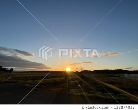 Sunrise on a summer day 122874032
