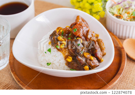 Pork cheek curry Pork cheek curry 122874078