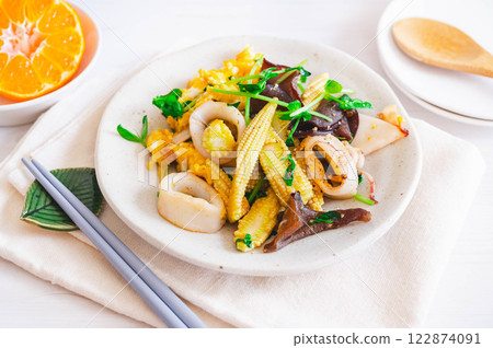 蠔油魷魚玉米 122874091
