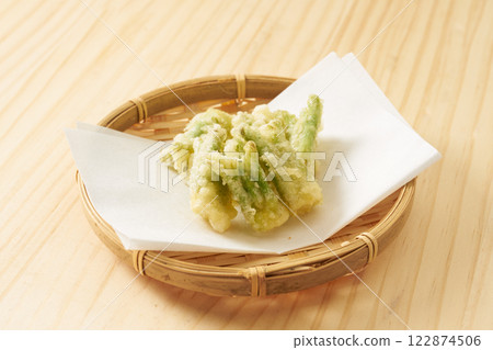 Image of wild vegetable tempura made from taros Image of wild vegetable tempura made from taros 122874506
