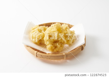 Wild vegetable, petal mushroom tempura image Wild vegetable, petal mushroom tempura image 122874523