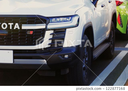 Car image: Toyota Land Cruiser GR Sport front mask Car image: Toyota Land Cruiser GR Sport front mask 122877168