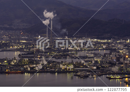 德山：山口縣周南市海岸的夜景 122877705