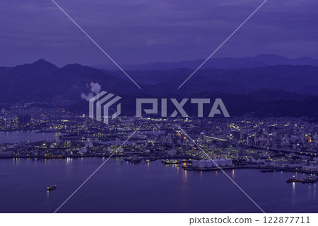 德山：山口縣周南市海岸的夜景 122877711