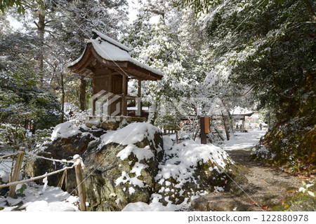 京都市北區岩本神社、上賀茂神社積雪 京都市北區岩本神社、上賀茂神社積雪 122880978