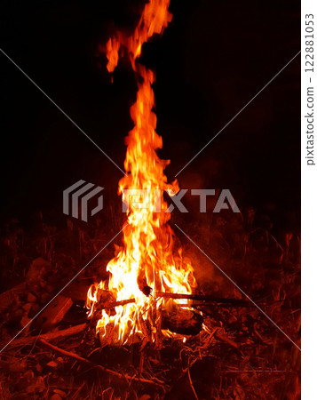 Flame of the evening fire 122881053