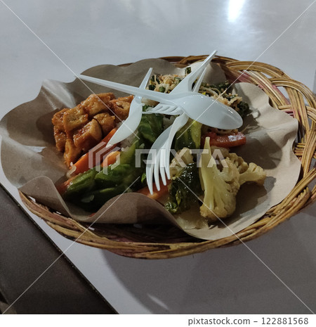 Fresh seafood at Gili T night market 122881568