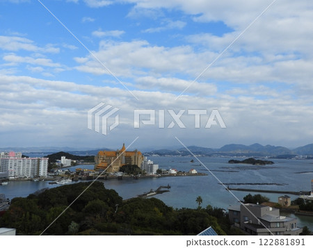 Spectacular views of Shirahama - Resort scenery with blue skies and ocean 122881891