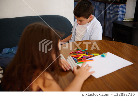 Children Doing Arts and Crafts 122882730