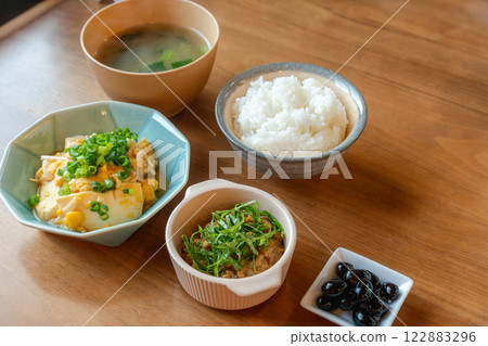 Japanese breakfast, healthy meal with white rice and miso soup 122883296