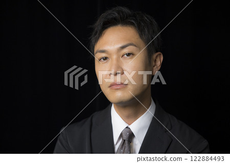 Businessman Businessman 122884493