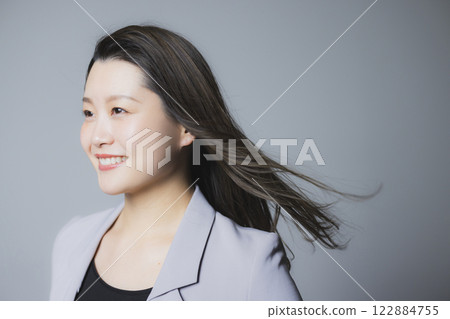 Business woman 122884755