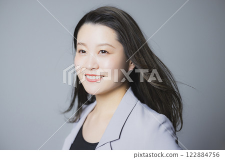 Business woman 122884756