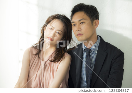 40 多歲的情侶約會 122884817