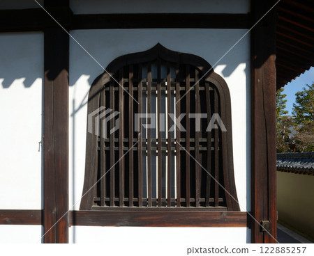 Myoshinji Temple, Sutra repository firelight window, Hanazono, Ukyo Ward, Kyoto City Myoshinji Temple, Sutra repository firelight window, Hanazono, Ukyo Ward, Kyoto City 122885257
