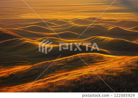 Rolling Hills at Golden Sunset 122885929