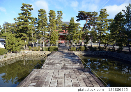 京都市右京區花園妙心寺、方丈池、三門 京都市右京區花園妙心寺、方丈池、三門 122886335