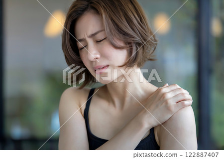 Stiff shoulders, stiff neck, Japanese women Generative AI 122887407