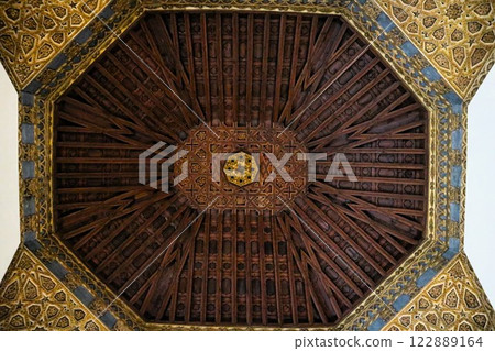 Timber ceiling in Valladolid, Spain 122889164