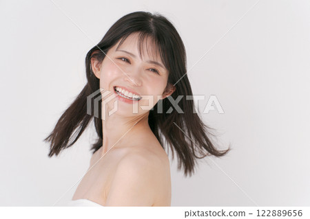 Beauty image of young women 122889656