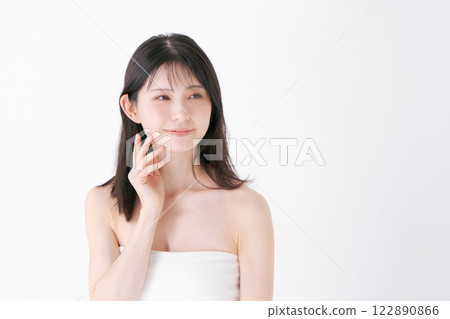 Beauty image of young women 122890866