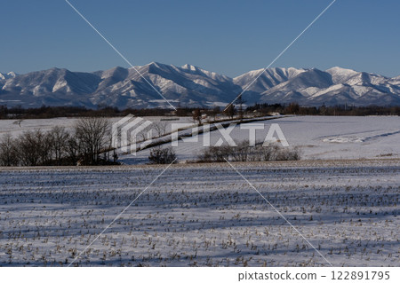 雪域與日高山脈 雪域與日高山脈 122891795