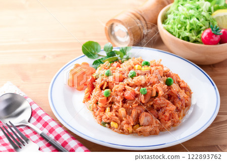 Chicken rice (ketchup rice) Chicken rice (ketchup rice) 122893762