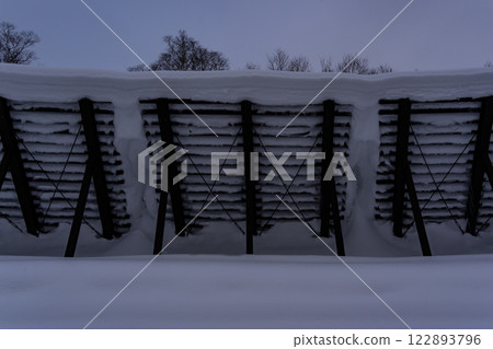 防雪簷口圍欄 防雪簷口圍欄 122893796