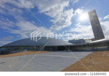 高松太陽港體育館和高松象徵塔的香川穴吹競技場（香川縣立競技場） 122894485