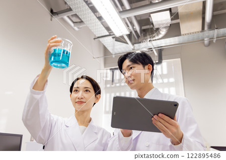 Laboratory development laboratory clinical examination biotechnology new drug 122895486