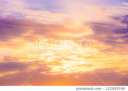 Calm morning sky Calm morning sky 122895590