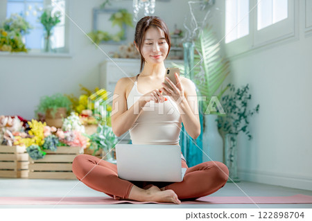 Yoga women sportswear Yoga women sportswear 122898704