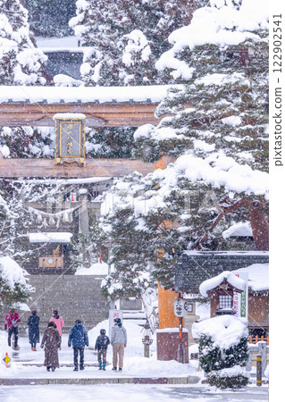 210102 Sakurayama Hachiman Shrine g051 122902541