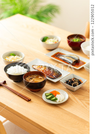 Dining table with Japanese breakfast 122905012