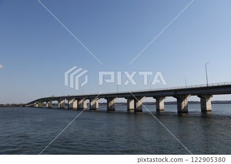 連接豐橋市和田原市的三河港大橋 122905380