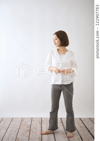 Beauty for women in their 20s 122907763