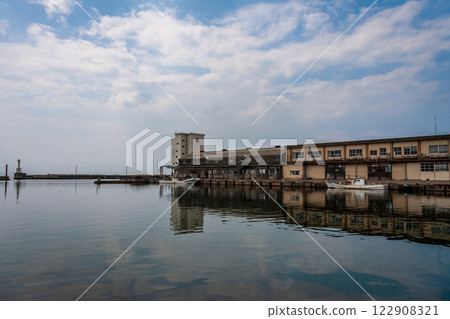 (Toyama Viewpoint) Toyama Prefecture, Uozu City, coastal scenery, July (Toyama Viewpoint) Toyama Prefecture, Uozu City, coastal scenery, July 122908321